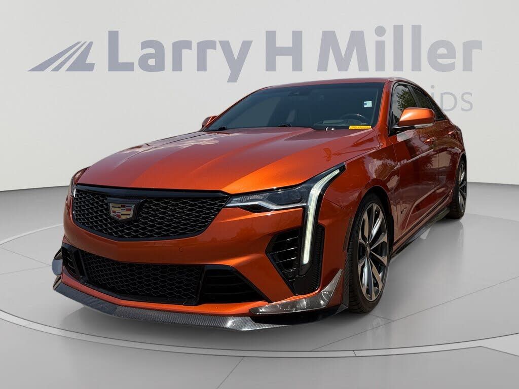 2022 CADILLAC CT4