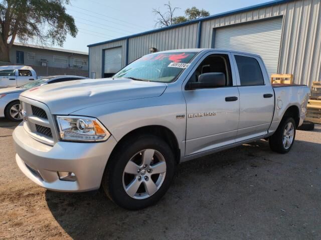 2012 DODGE Ram