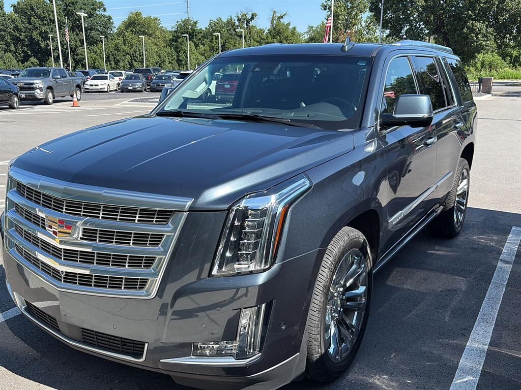2020 CADILLAC Escalade