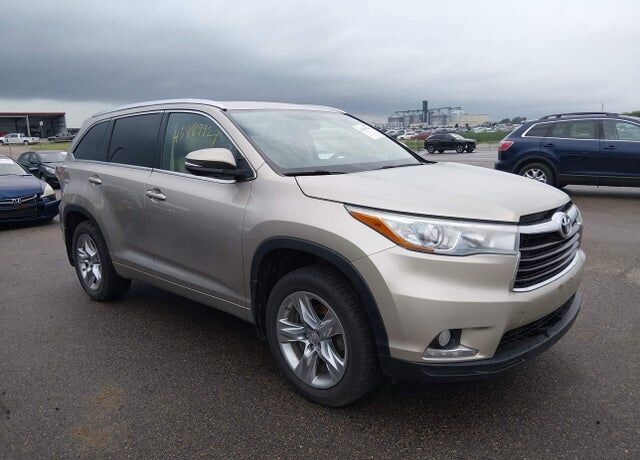 2014 TOYOTA Highlander