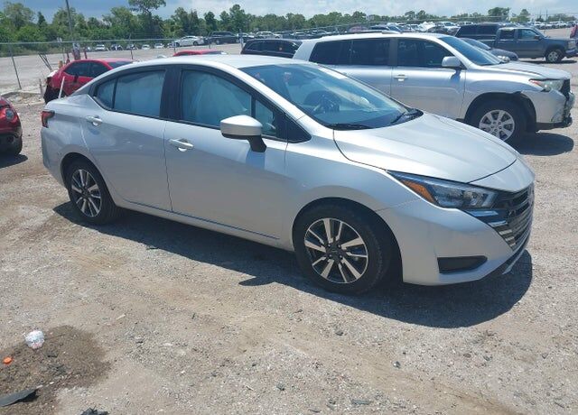 2025 NISSAN Versa