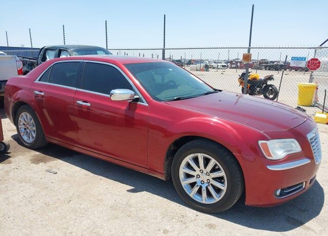 2011 CHRYSLER 300