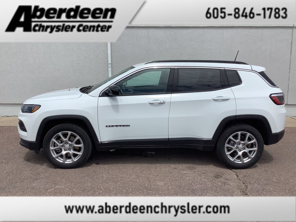 2023 JEEP Compass