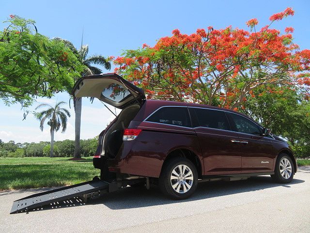 2016 HONDA Odyssey