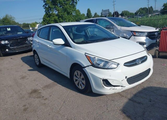2015 HYUNDAI Accent