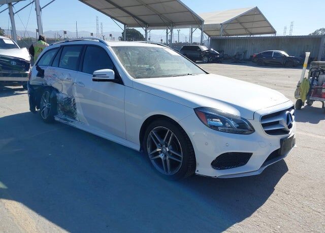 2015 MERCEDES-BENZ E-Class