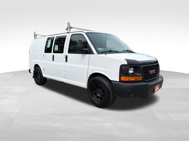 2011 GMC Savana