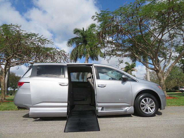 2016 HONDA Odyssey