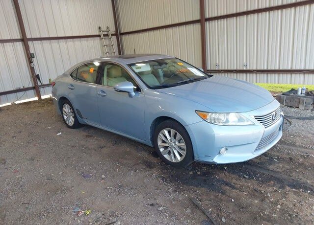 2013 LEXUS ES