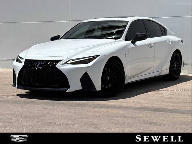 2024 LEXUS IS