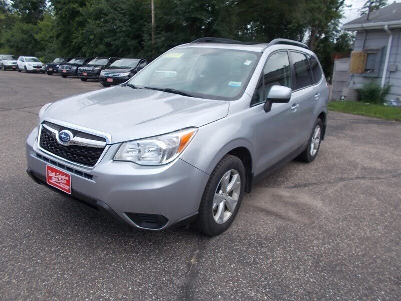 2015 SUBARU Forester