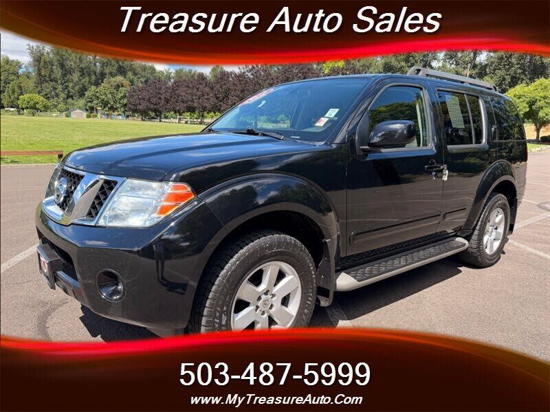 2012 NISSAN Pathfinder