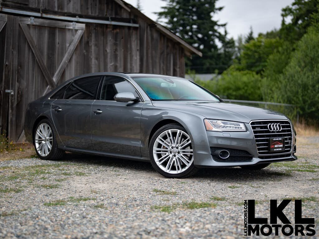 2017 AUDI A8