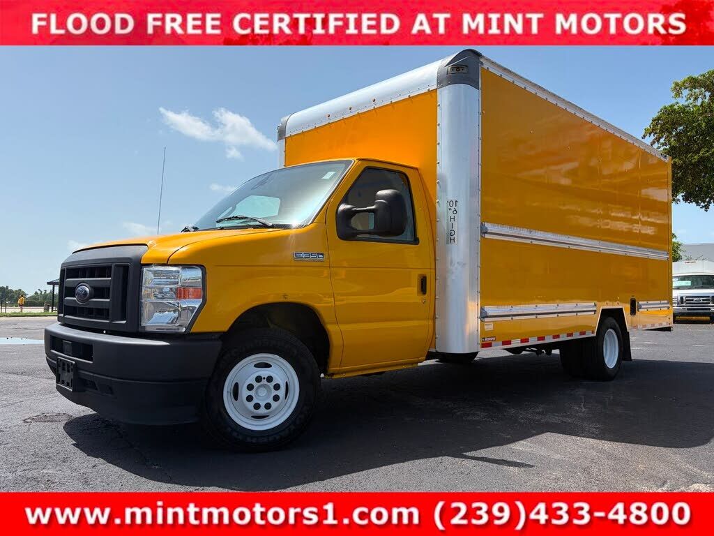 2021 FORD E-350
