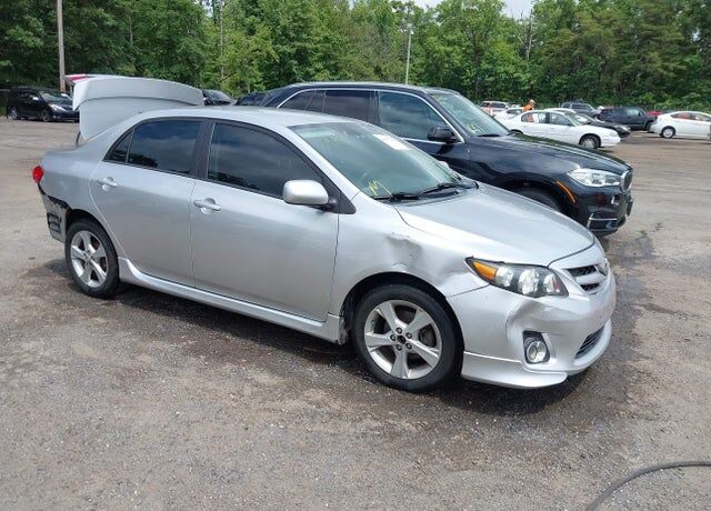 2013 TOYOTA Corolla