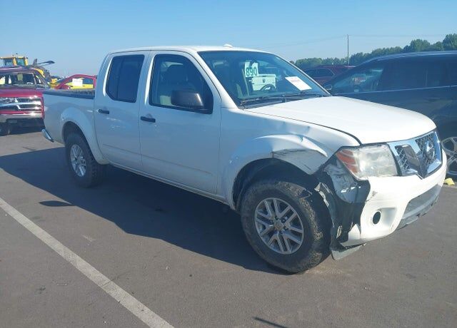 2015 NISSAN Frontier