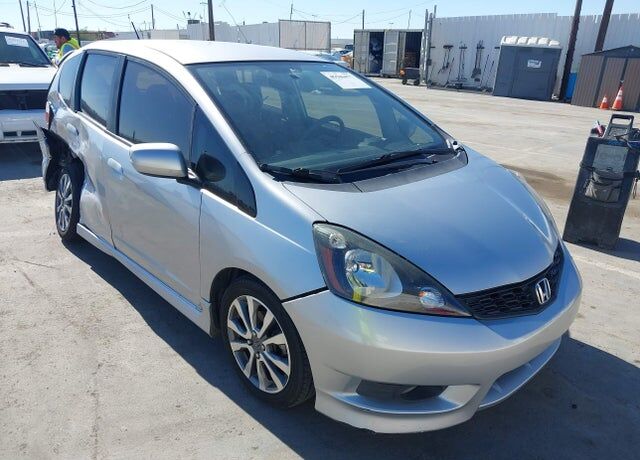 2012 HONDA Fit