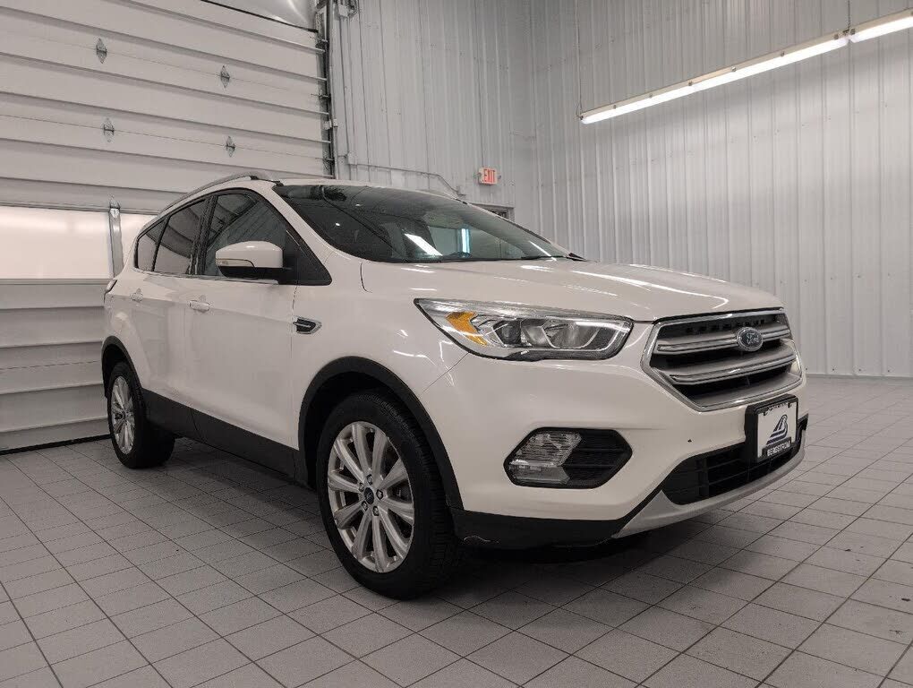 2017 FORD Escape
