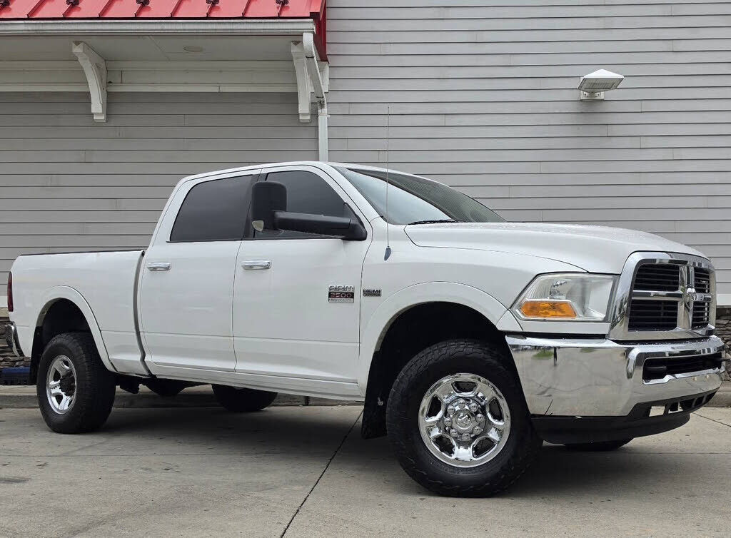 2011 DODGE Ram