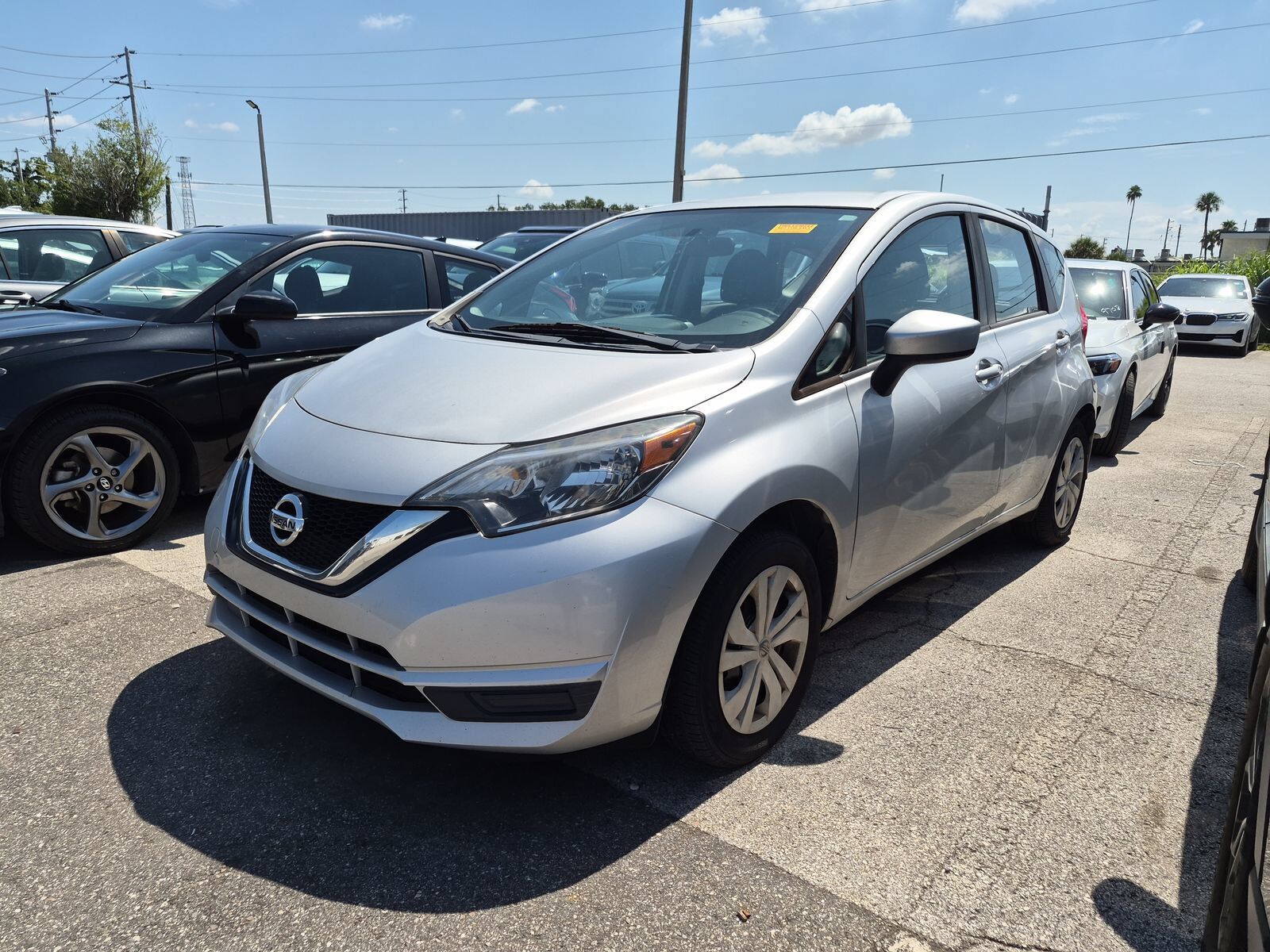 2017 NISSAN Versa