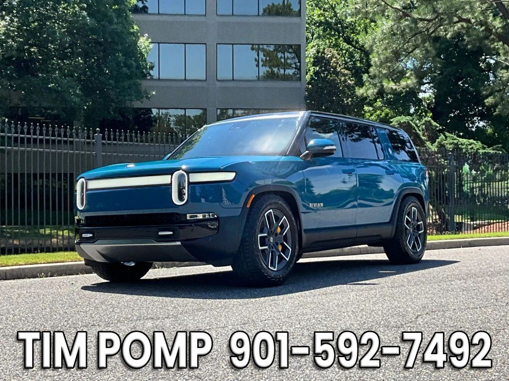 2023 RIVIAN R1S