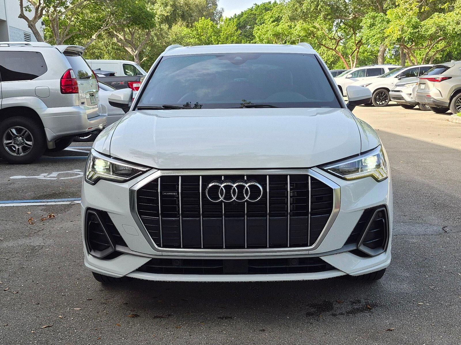2022 Audi Q3