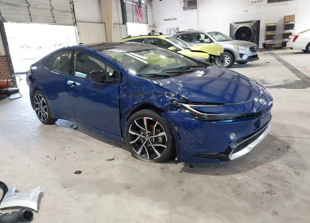 2024 TOYOTA Prius