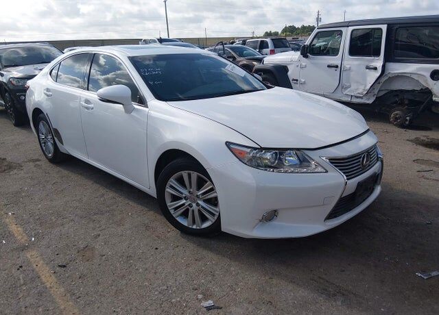 2013 LEXUS ES