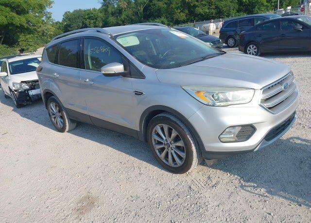 2017 FORD Escape