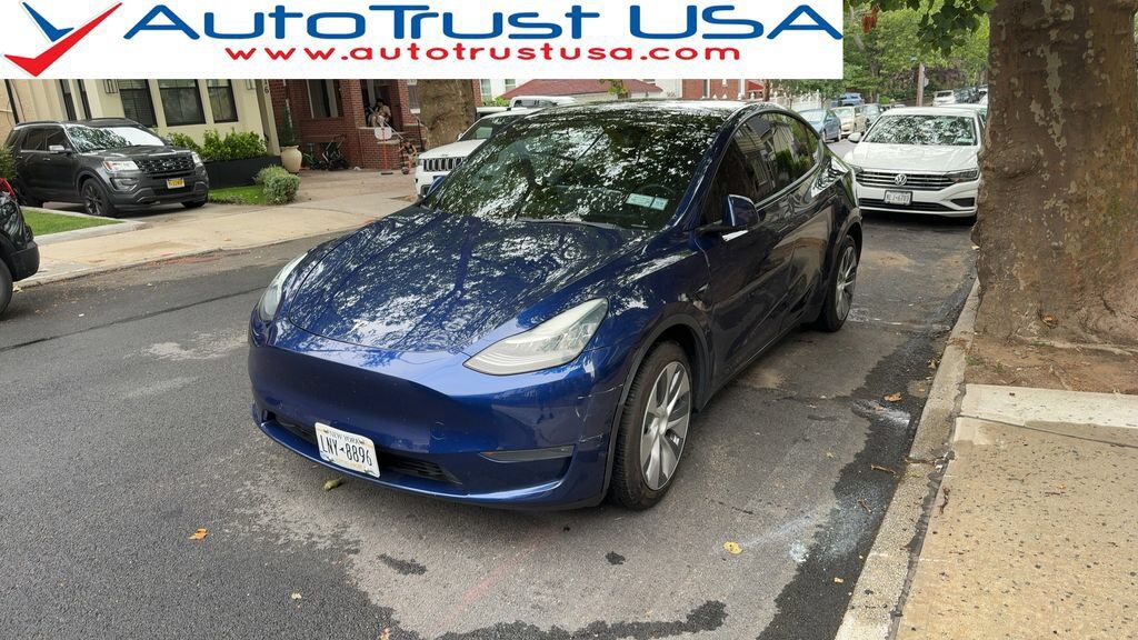 2021 TESLA Model Y