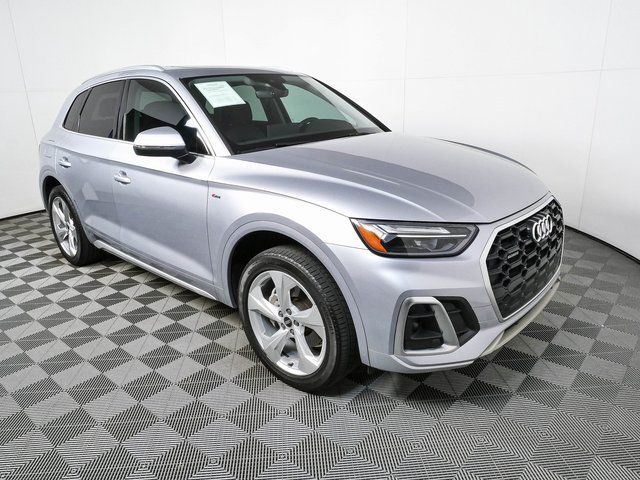 2022 AUDI Q5