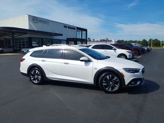 2018 BUICK Regal TourX