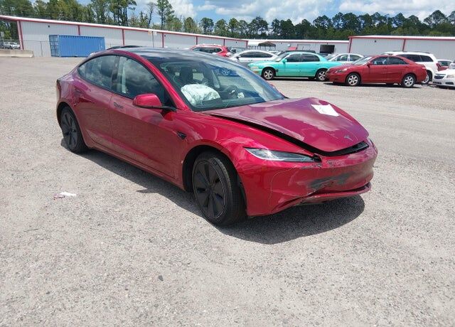 2025 TESLA Model 3