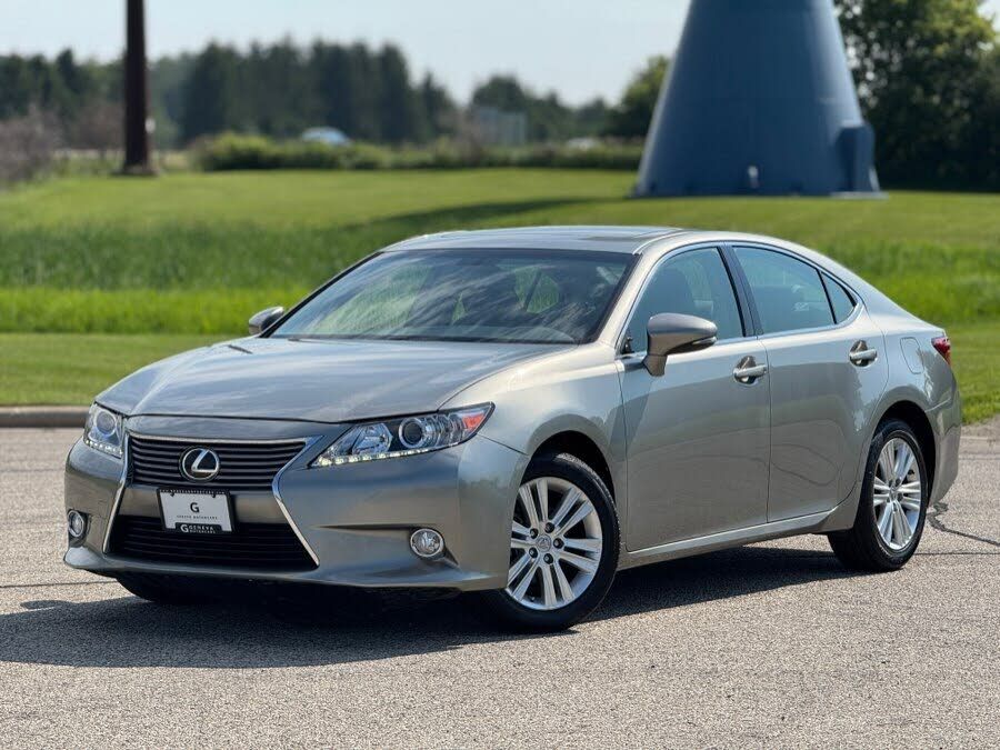 2015 LEXUS ES