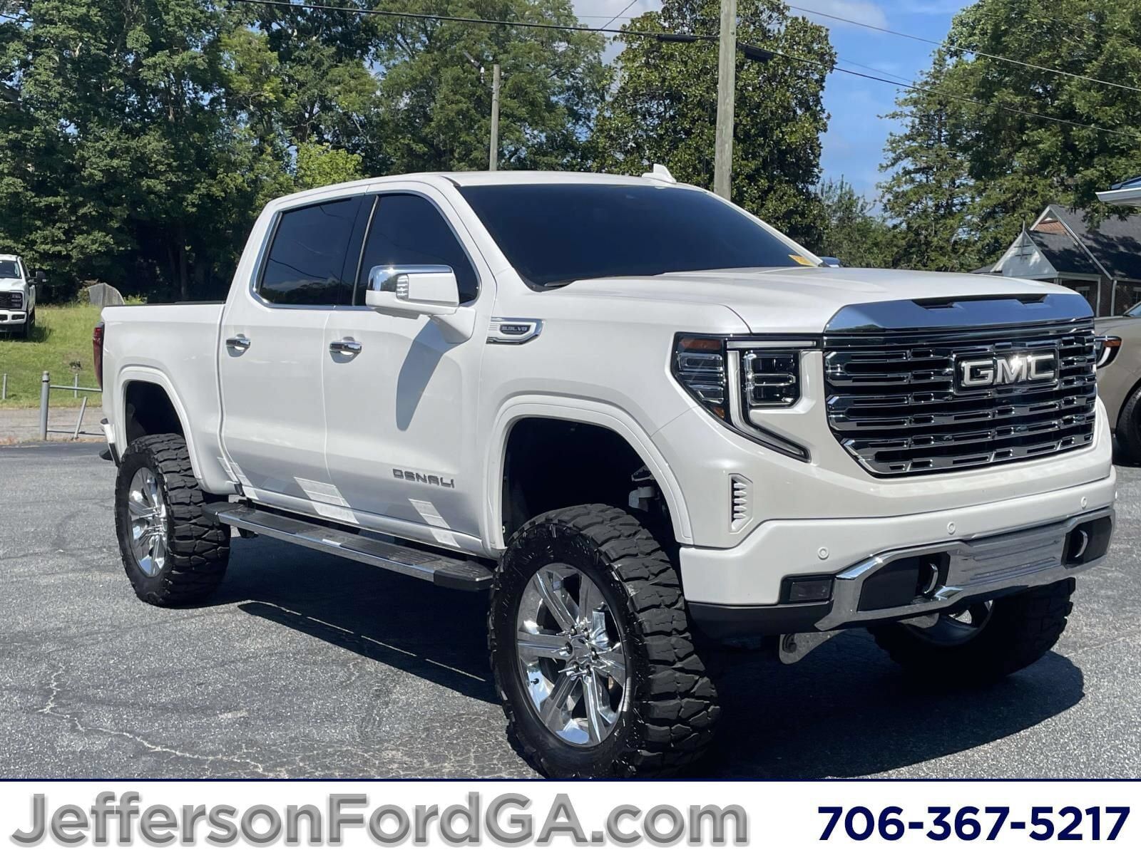 2023 GMC Sierra