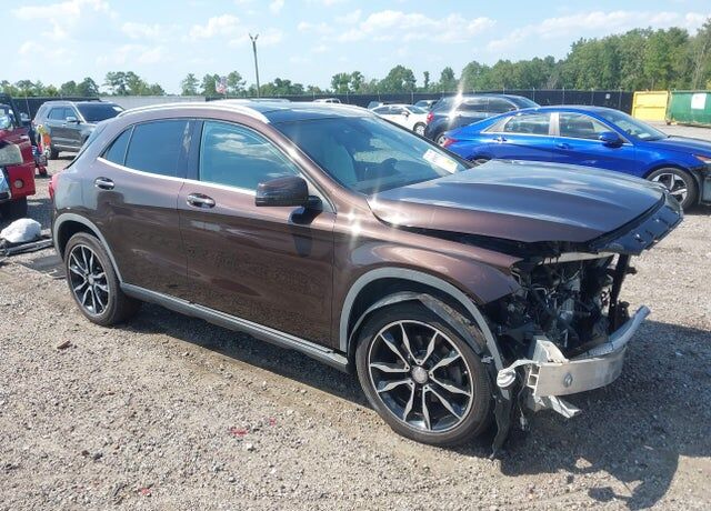 2017 MERCEDES-BENZ GLA-Class
