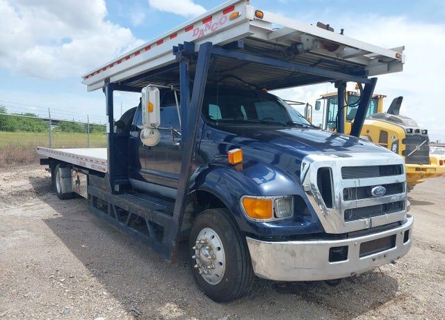 2007 FORD F-650