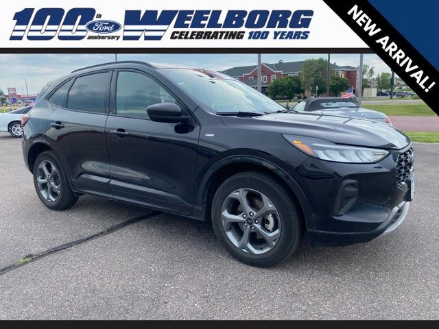 2024 FORD Escape
