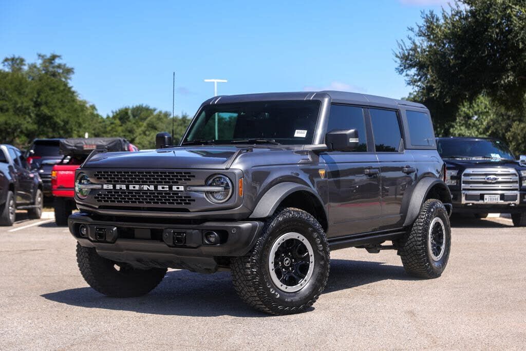 2022 FORD Bronco