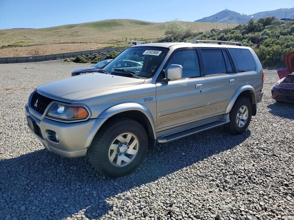 2002 MITSUBISHI Montero Sport