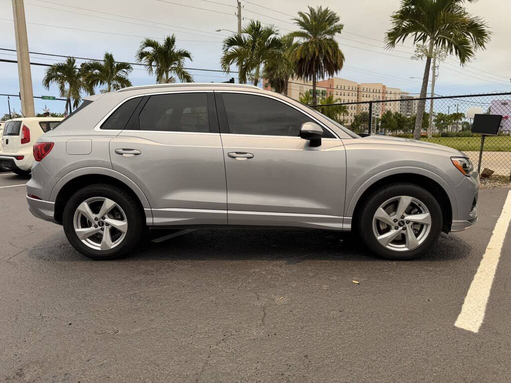 2021 Audi Q3