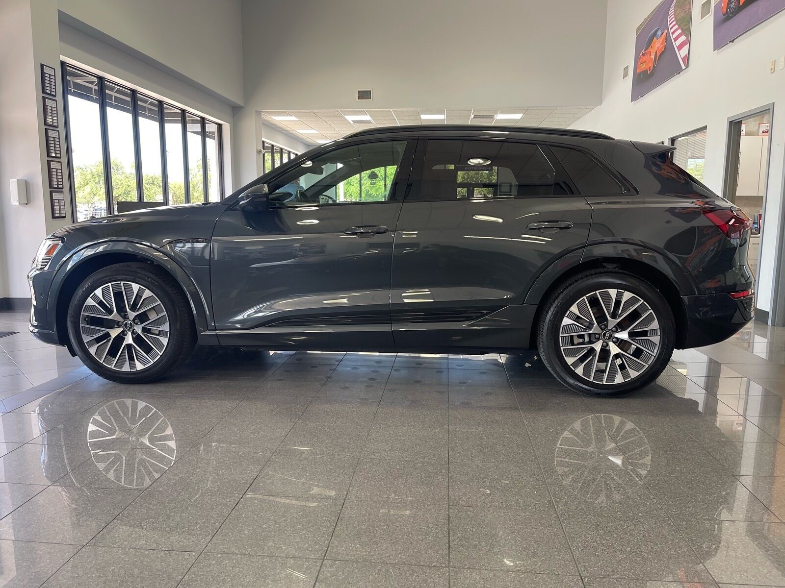 2024 Audi Q8