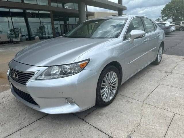2013 LEXUS ES