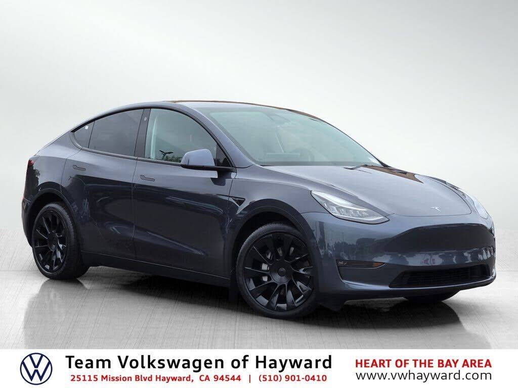 2021 TESLA Model Y