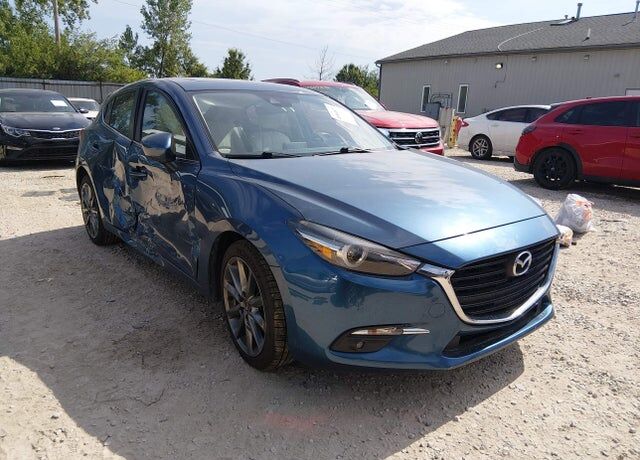2018 MAZDA Mazda3