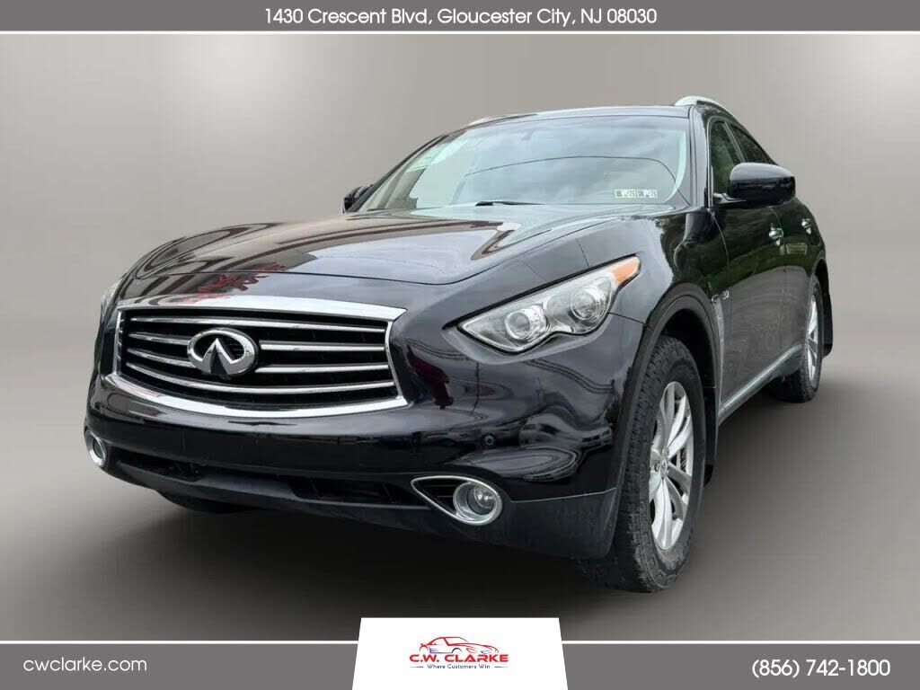 2015 INFINITI QX70