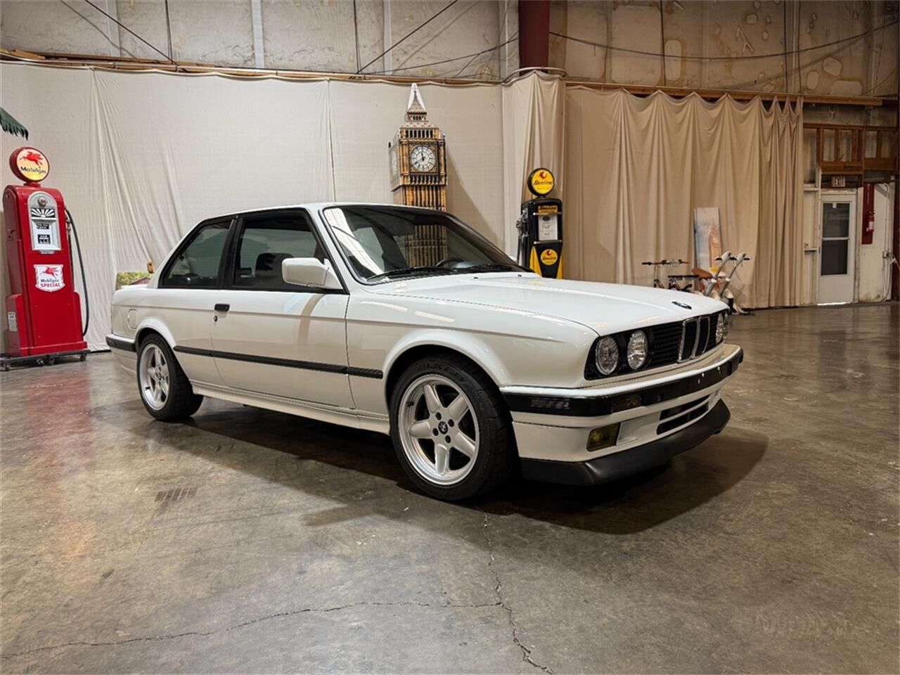 1987 BMW 3 Series