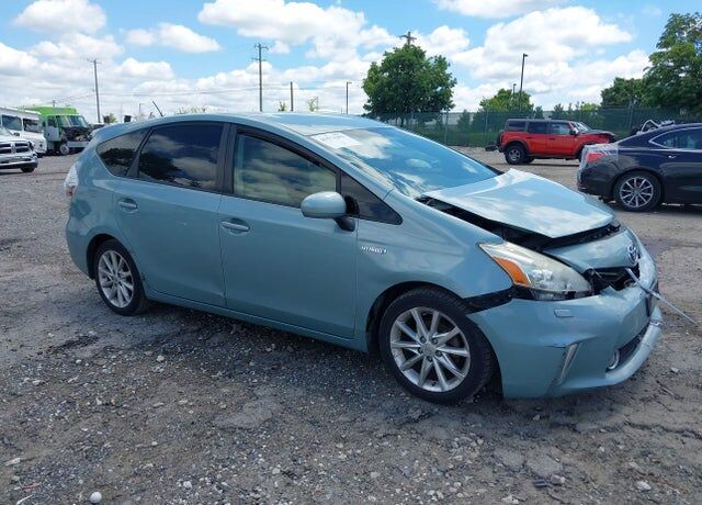 2014 TOYOTA Prius