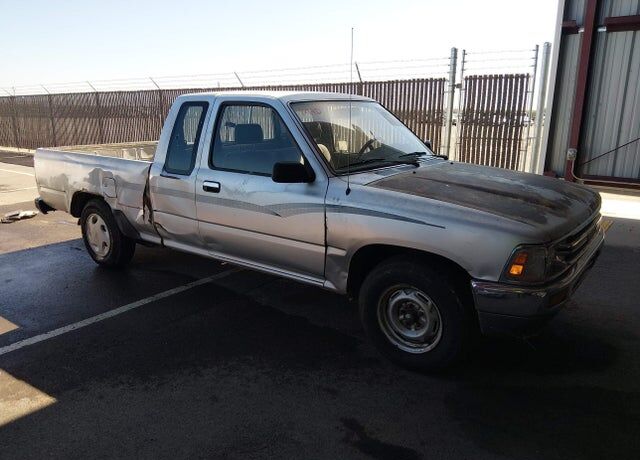 1991 TOYOTA Pick-Up