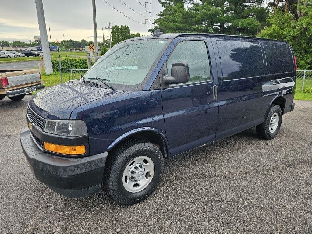 2019 CHEVROLET Express